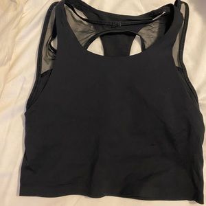 Black Lululemon crop top